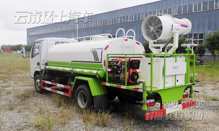 東風(fēng)福瑞卡灑水車(chē),東風(fēng)輕卡灑水車(chē),防疫消毒車(chē),農(nóng)藥噴灑車(chē),市政環(huán)衛(wèi)車(chē),綠化噴灑車(chē),抑塵車(chē),4*2小型環(huán)衛(wèi)車(chē)