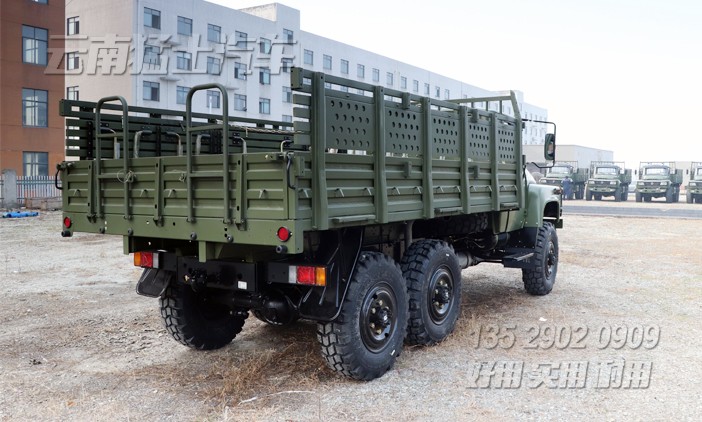 東風(fēng)六驅(qū)卡車,越野卡車,尖頭越野卡車,EQ2082,東風(fēng)25Y,軍用運(yùn)輸車,東風(fēng)軍車