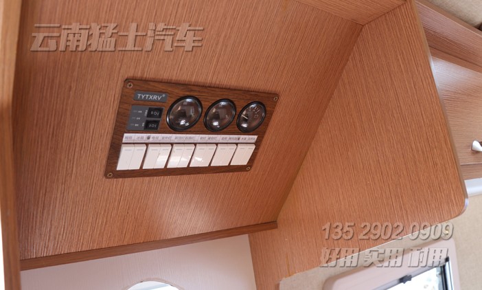 拖掛房車,德國進口房車底盤,定制化房車,房車專利,房車改裝廠家,房車銷售,拖掛式旅居車