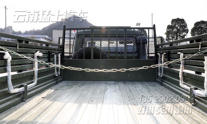 6*6運(yùn)兵車,EQ2102N,雙排越野卡車,東風(fēng)153雙排,六驅(qū)卡車配置,東風(fēng)運(yùn)兵車