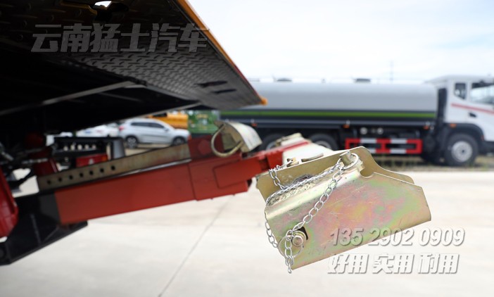 3噸清障車,一拖二清障車,轎車拖運(yùn),故障車清理,應(yīng)急搶修車,半落地直板清障車,救援車廠家