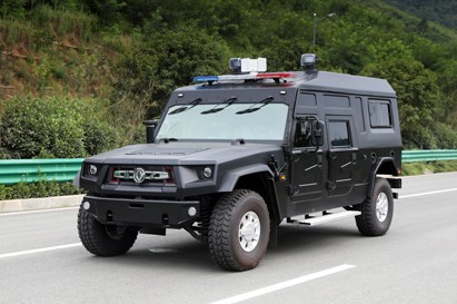 東風猛士M50雙排廂式車_四驅移動指揮車警用巡邏車_4*4猛士改裝可上藍牌