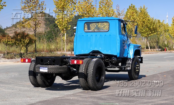 東風(fēng)長頭4x2,專用車底盤,專用車廠家,尖頭輕型卡車,110馬力底盤,底盤定制生產(chǎn)