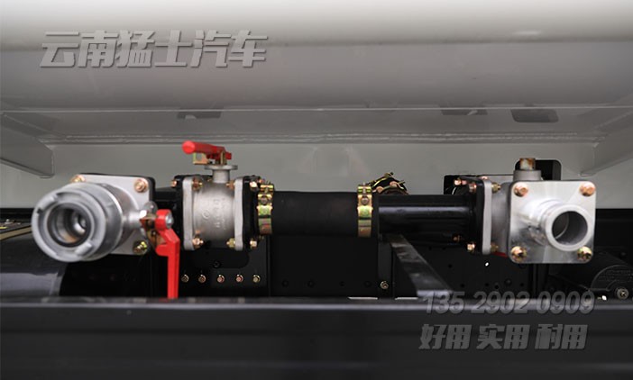 12方灑水車(chē),道路清洗車(chē),丙酮水溶液車(chē),高壓水槍車(chē),4x2綠化噴灑車(chē),前噴后灑,泵進(jìn)泵出