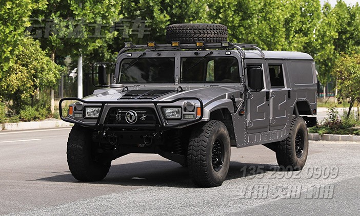 EQ2050B,東風猛士越野車,全驅猛士車,猛士雙排硬頂,精裝軟包越野車