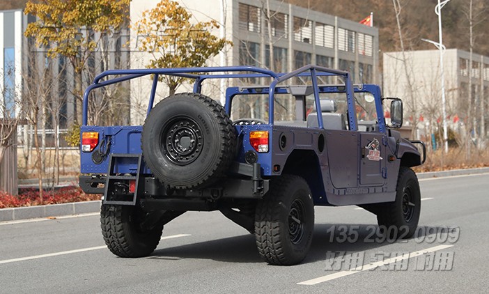 東風猛士,猛士檢閱車,猛士敞篷車,全地形越野車,高機動越野車,越野載貨汽車