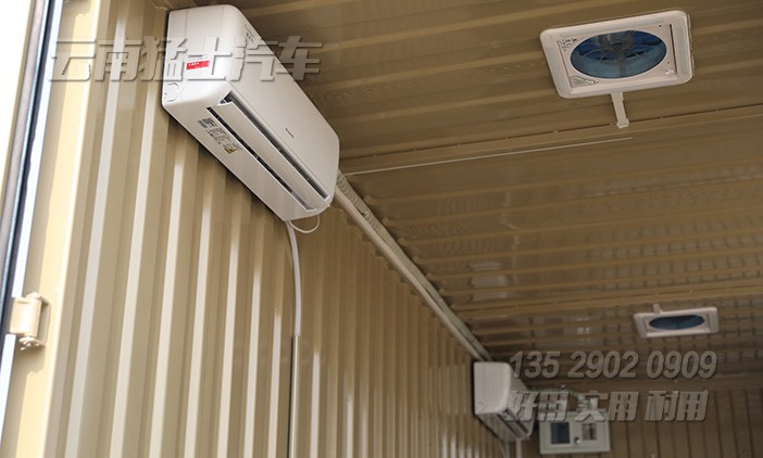 EQ2100越野廂卡,東風(fēng)6*6廂式車(chē),六驅(qū)尖頭卡車(chē),多用途越野專(zhuān)用車(chē),戶(hù)外移動(dòng)辦公車(chē),移動(dòng)方艙車(chē),野外露營(yíng)車(chē),瓦楞板廂式車(chē)