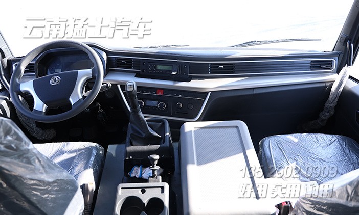 六驅(qū)客車,越野客車,27座客車,鄉(xiāng)村大巴車,村村通客車,通勤車,森林消防運輸車,沙漠游客運輸車